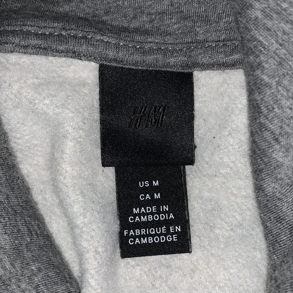 Sweatshirt - Picture 3 of 3